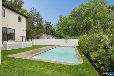 1 Bancroft Place, Cresskill, NJ 07626 - Photo 6