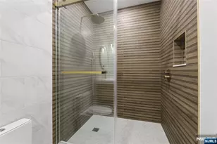 1 Bancroft Pl, Cresskill, NJ 07626 - Photo 44