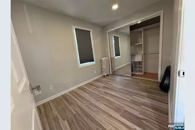 282 Harding Avenue 2nd Floor #2nd floor, Teaneck Township, NJ 07666 - Photo 12