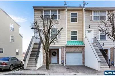 32 Bergen Ridge Road 2 #2, North Bergen, NJ 07047 - Photo 4