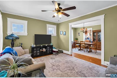 301 Henley Avenue, New Milford, NJ 07646 - Photo 6