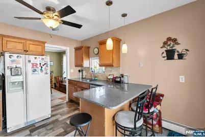 301 Henley Avenue, New Milford, NJ 07646 - Photo 14