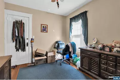 301 Henley Avenue, New Milford, NJ 07646 - Photo 22