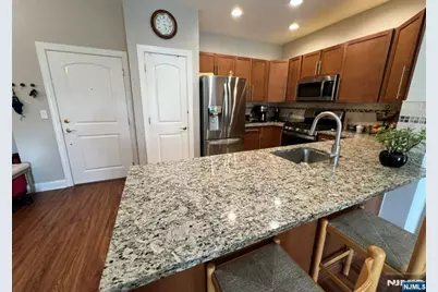 3111 Windsor Park Court 3111 #3111, Englewood, NJ 07631 - Photo 8