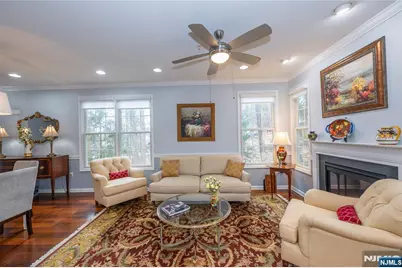 1 Ashley Court 701 #701, Hawthorne, NJ 07506 - Photo 16