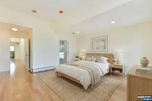 242 E Central Blvd B, Palisades Park, NJ 07650 - Photo 4