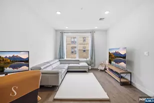 6401 Park Ave 302, West New York, NJ 07093 - Photo 6