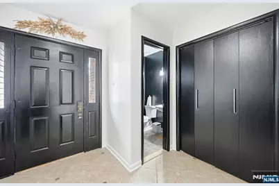 175 Winchester Court, Washington Township, NJ 07676 - Photo 2