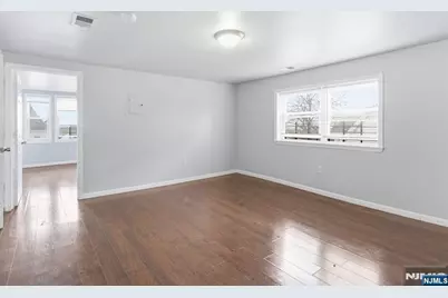59-61 Farley Avenue 3 #3, Newark, NJ 07108 - Photo 6