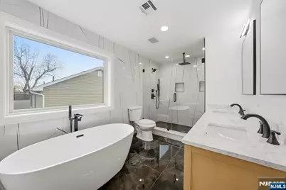 110 Platt Avenue, Saddle Brook Township, NJ 07663 - Photo 32