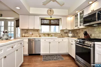 30 Chestnut Ridge Road, Saddle River, NJ 07458 - Photo 16