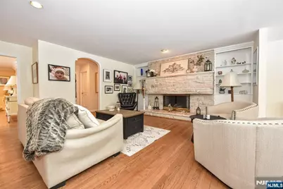 30 Chestnut Ridge Road, Saddle River, NJ 07458 - Photo 12