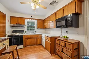 284 Madison Ave, Cresskill, NJ 07626 - Photo 18