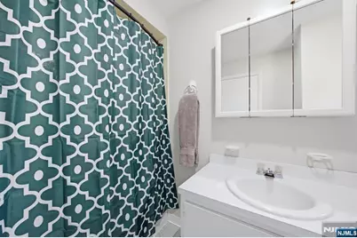 9 Vreeland Avenue, East Rutherford, NJ 07073 - Photo 24