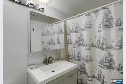 779 Riverside Avenue 104 #104, Lyndhurst Township, NJ 07071 - Photo 18