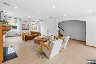 61 Glenwood Road, Englewood, NJ 07631 - Photo 12