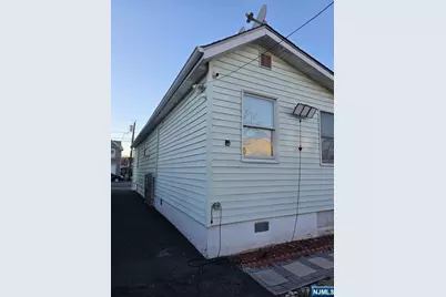 732 Essex Avenue, Linden, NJ 07036 - Photo 4