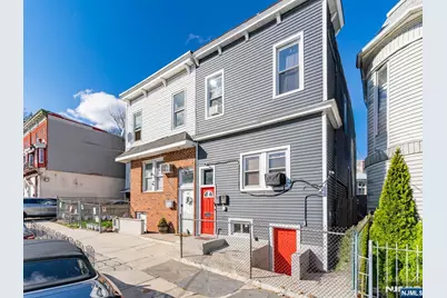 29 Victoria Avenue, Newark, NJ 07104 - Photo 2