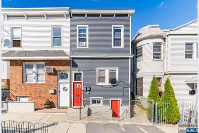 29 Victoria Avenue, Newark, NJ 07104 - Photo 1