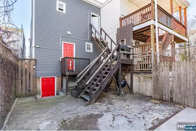 29 Victoria Avenue, Newark, NJ 07104 - Photo 20