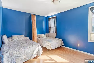 29 Victoria Avenue, Newark, NJ 07104 - Photo 16