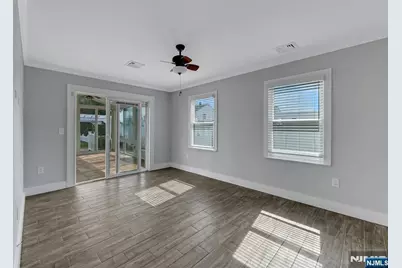 488 Fairlawn Parkway, Saddle Brook Township, NJ 07663 - Photo 16