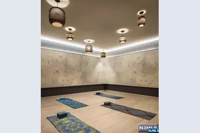 320 Adolphus Avenue 404 #404, Cliffside Park, NJ 07010 - Photo 16