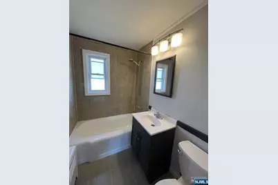 103A Hastings Avenue, Rutherford, NJ 07070 - Photo 2