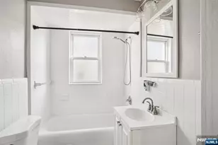 105 Livingston Ave 1, Lyndhurst Township, NJ 07071 - Photo 10