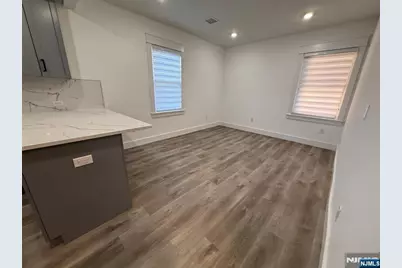 517 Lincoln Street 3 #3, Palisades Park, NJ 07650 - Photo 4