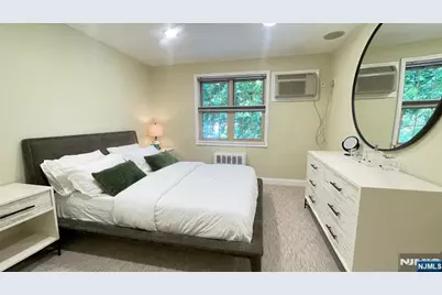 1267 Anderson Avenue #1, Fort Lee, NJ 07024 - Photo 6