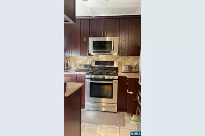 1267 Anderson Avenue #1, Fort Lee, NJ 07024 - Photo 4