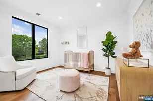 2 Skye Dr, Paramus, NJ 07652 - Photo 18