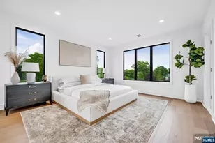 2 Skye Dr, Paramus, NJ 07652 - Photo 10