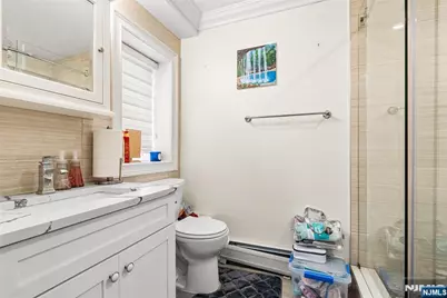 6 Marion Avenue B #B, Cliffside Park, NJ 07010 - Photo 24