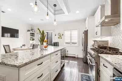 6 Marion Avenue B #B, Cliffside Park, NJ 07010 - Photo 8