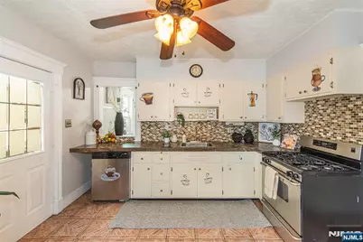 133 Forest Avenue, Lyndhurst Township, NJ 07071 - Photo 22