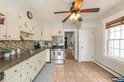 133 Forest Avenue, Lyndhurst Township, NJ 07071 - Photo 24