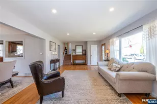 54 Harrison St, Dumont, NJ 07628 - Photo 4