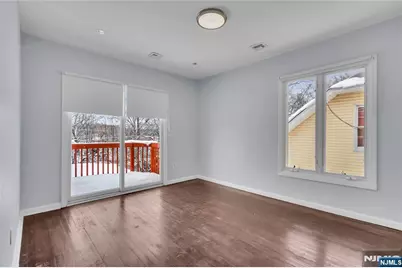 323 Van Houten Avenue, Passaic, NJ 07055 - Photo 14