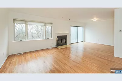 1359 Stephanie Drive, Caldwell, NJ 07006 - Photo 4