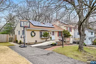 15 Colgate Rd, Oakland, NJ 07436 - Photo 2