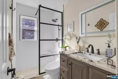 170 Tenafly Road, Englewood, NJ 07631 - Photo 14
