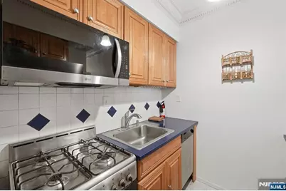 278 Monmouth Street 201 #201, Jersey City, NJ 07302 - Photo 4