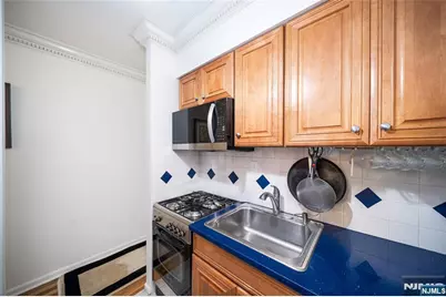 278 Monmouth Street 201 #201, Jersey City, NJ 07302 - Photo 8