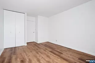 200 Grand Cove Way 2A, Edgewater, NJ 07020 - Photo 24