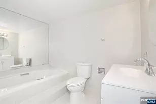 200 Grand Cove Way 2A, Edgewater, NJ 07020 - Photo 22