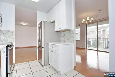 200 Grand Cove Way 2A #2A, Edgewater, NJ 07020 - Photo 16