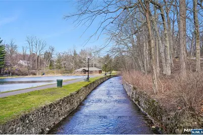 25 Bowers Road, Caldwell, NJ 07006 - Photo 36