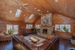 9 Buckhaven Trail, Hardyston Township, NJ 07460 - Photo 2